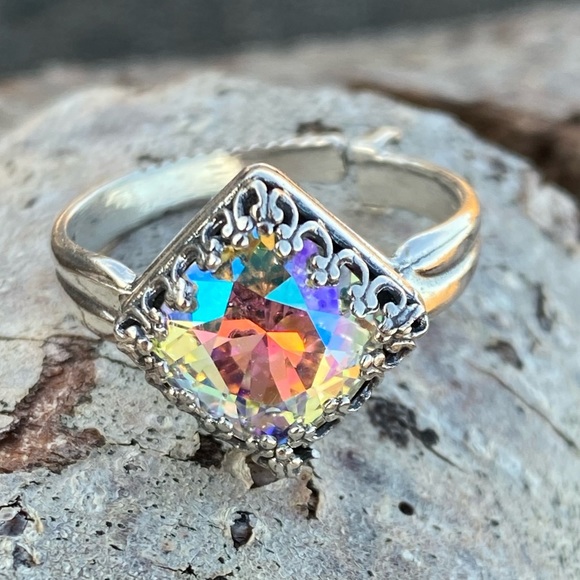 Jewelry - Handcrafted sparkly ring made with Swarovski crystal adjustable fit